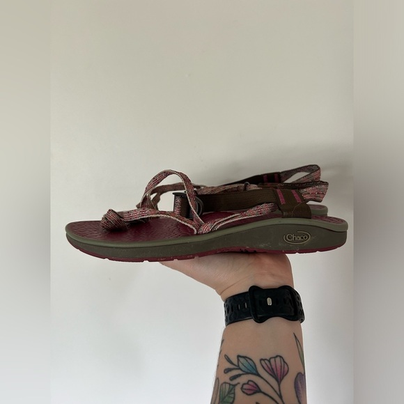 Chaco Fantasia Cycloid Scale Multicolor Pink Sandals Women's Size 10 Outdoor - Picture 5 of 7